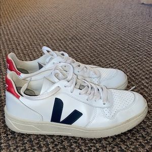 Womens Sneakers Leather Sz 7